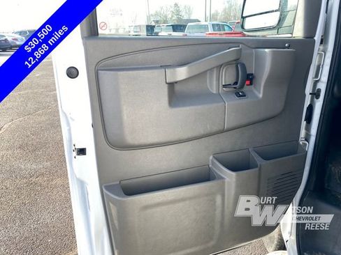 Used 2024 Chevrolet Express 2500 image 11