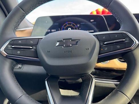 New 2026 Chevrolet Equinox ACTIV w/ Convenience Package III image 27