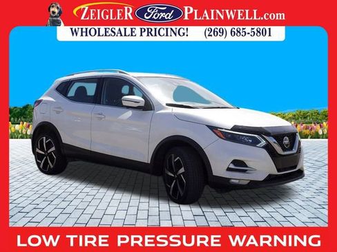 Used 2020 Nissan Rogue Sport SL image 7
