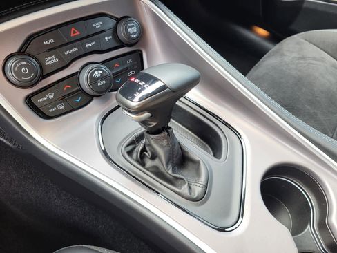 Used 2022 Dodge Challenger R/T Scat Pack RWD image 21