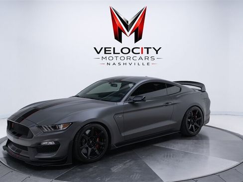 Used 2018 Ford Mustang Shelby GT350R w/ GT350R Equipment Group 920A RWD image 10