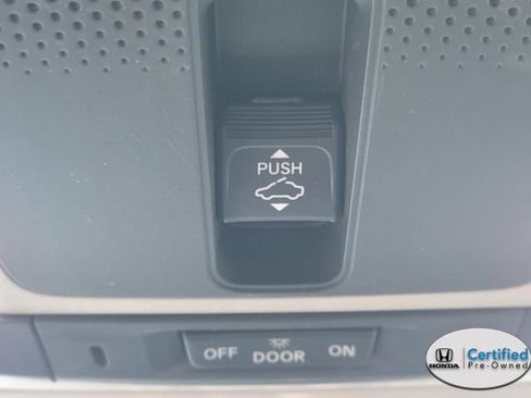 Used 2023 Honda CR-V EX-L image 30