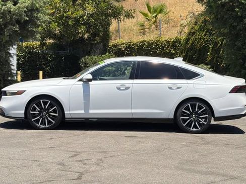 Certified 2023 Honda Accord Touring image 8