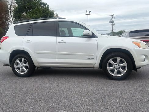 Used 2009 Toyota RAV4 Limited AWD/4WD image 4