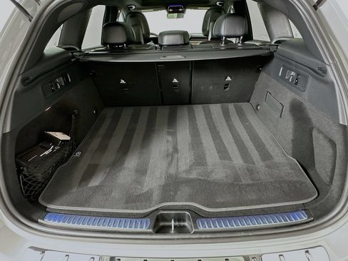 Used 2026 Mercedes-Benz GLC 300 image 29
