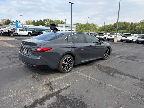 Used 2026 Toyota Camry XLE w/ Premium Package AWD/4WD image 25