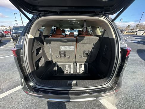 Used 2024 Kia Carnival SX image 24