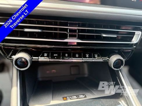 New 2026 Chevrolet Traverse LT w/ Driver Confidence Package AWD/4WD image 19