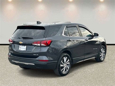 Used 2022 Chevrolet Equinox LT image 5