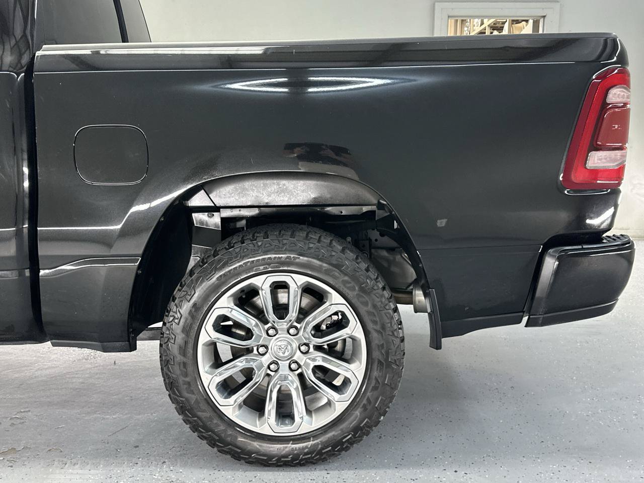 Used 2024 RAM 1500 Laramie RWD image 6