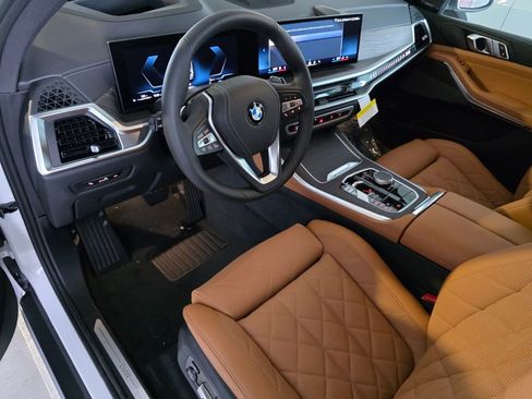 New 2026 BMW X5 xDrive40i AWD/4WD image 8