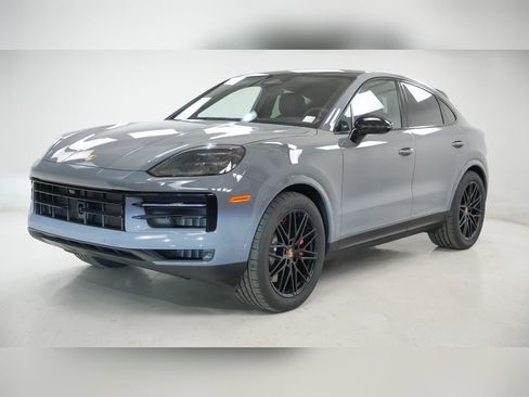 New 2026 Porsche Cayenne S image 1