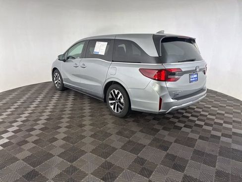 Certified 2026 Honda Odyssey EX-L image 10