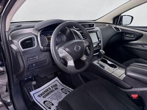 Used 2017 Nissan Murano SV image 9