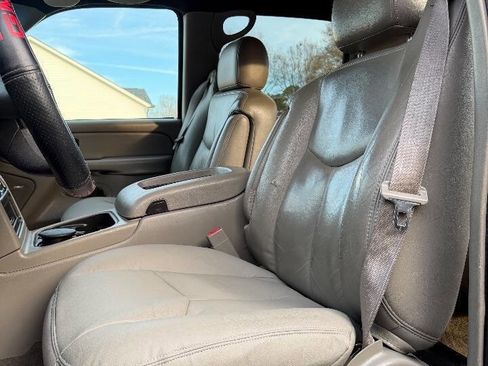 Used 2005 GMC Sierra 1500 SLT w/ Light Duty Power Package image 10