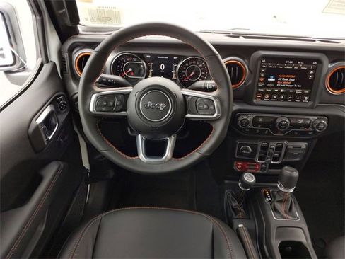 Used 2022 Jeep Gladiator Mojave w/ LED Lighting Group image 15