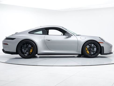 Used 2026 Porsche 911 GT3 RWD image 6