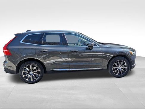 Used 2019 Volvo XC60 T5 Inscription w/ Protection Package image 7