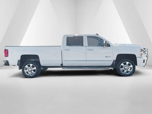 Used 2017 Chevrolet Silverado 2500 LTZ w/ Duramax Plus Package AWD/4WD image 9
