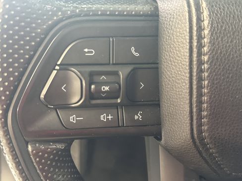 Used 2024 Toyota Tacoma SR image 16