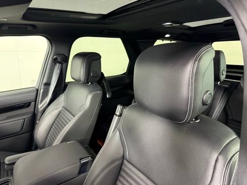 New 2025 Land Rover Discovery S AWD/4WD image 14