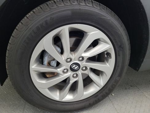 Used 2017 Hyundai Tucson SE w/ SE Popular Package 02 AWD/4WD image 31