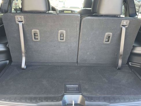 Used 2022 Honda Pilot TrailSport image 8