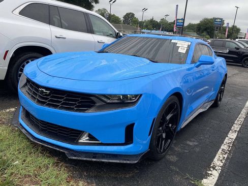 Used 2022 Chevrolet Camaro LT w/ RS Package RWD image 3