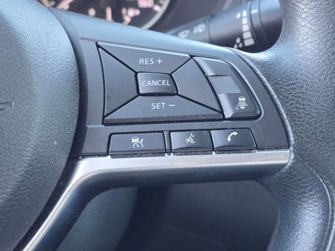 Used 2024 Nissan Sentra SV image 30