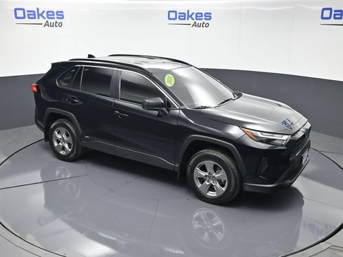 Used 2024 Toyota RAV4 LE AWD/4WD image 45
