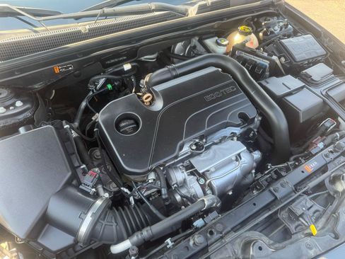 Used 2020 Chevrolet Malibu LS FWD image 45
