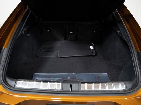 Certified 2024 Porsche Panamera image 19