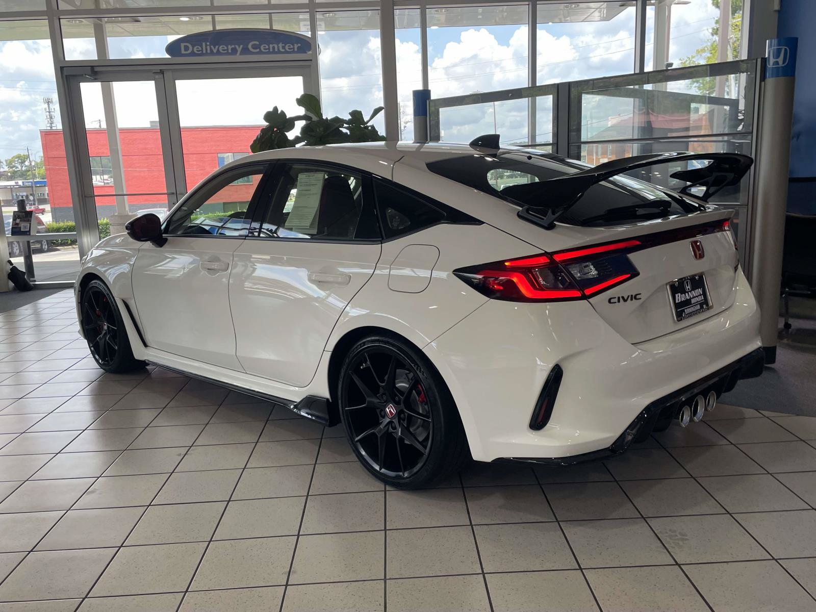 Certified 2025 Honda Civic Type R image 4