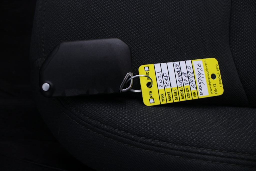 Used 2021 Jeep Wrangler Unlimited Sport AWD/4WD image 7