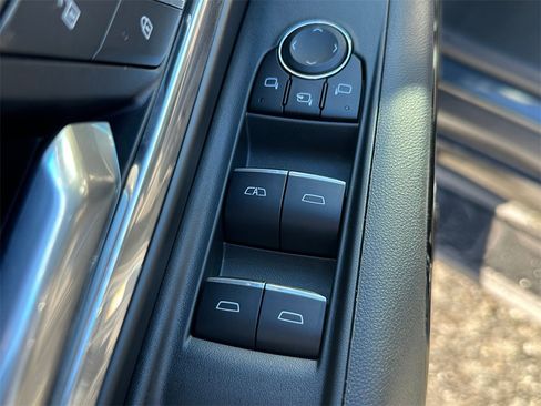 Used 2026 Chevrolet Silverado EV LT image 21