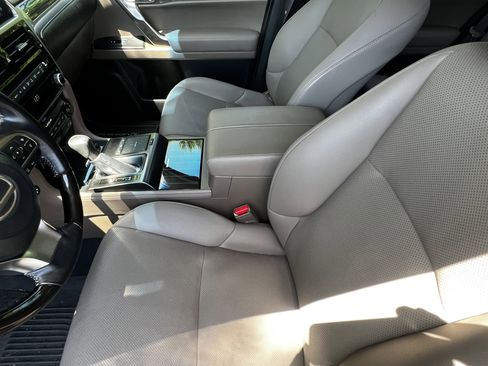 Used 2022 Lexus GX 460 Premium image 16