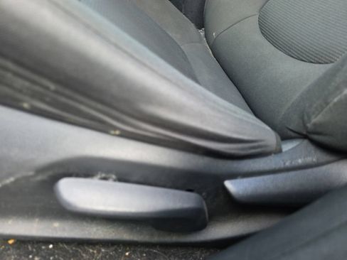 Used 2020 Toyota RAV4 LE w/ All Weather Liner Package AWD/4WD image 12