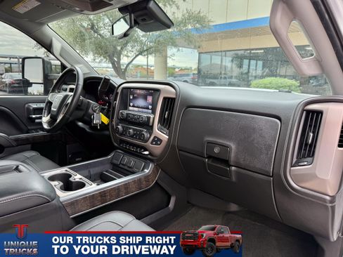 Used 2015 GMC Sierra 3500 Denali w/ Duramax Plus Package image 29