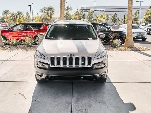 Used 2015 Jeep Cherokee Trailhawk w/ Comfort/Convenience Group AWD/4WD image 6