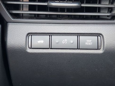 Used 2025 Nissan Altima 2.5 SV image 22