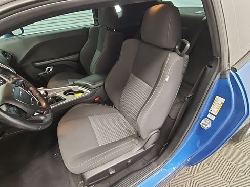 Used 2022 Dodge Challenger R/T image 29