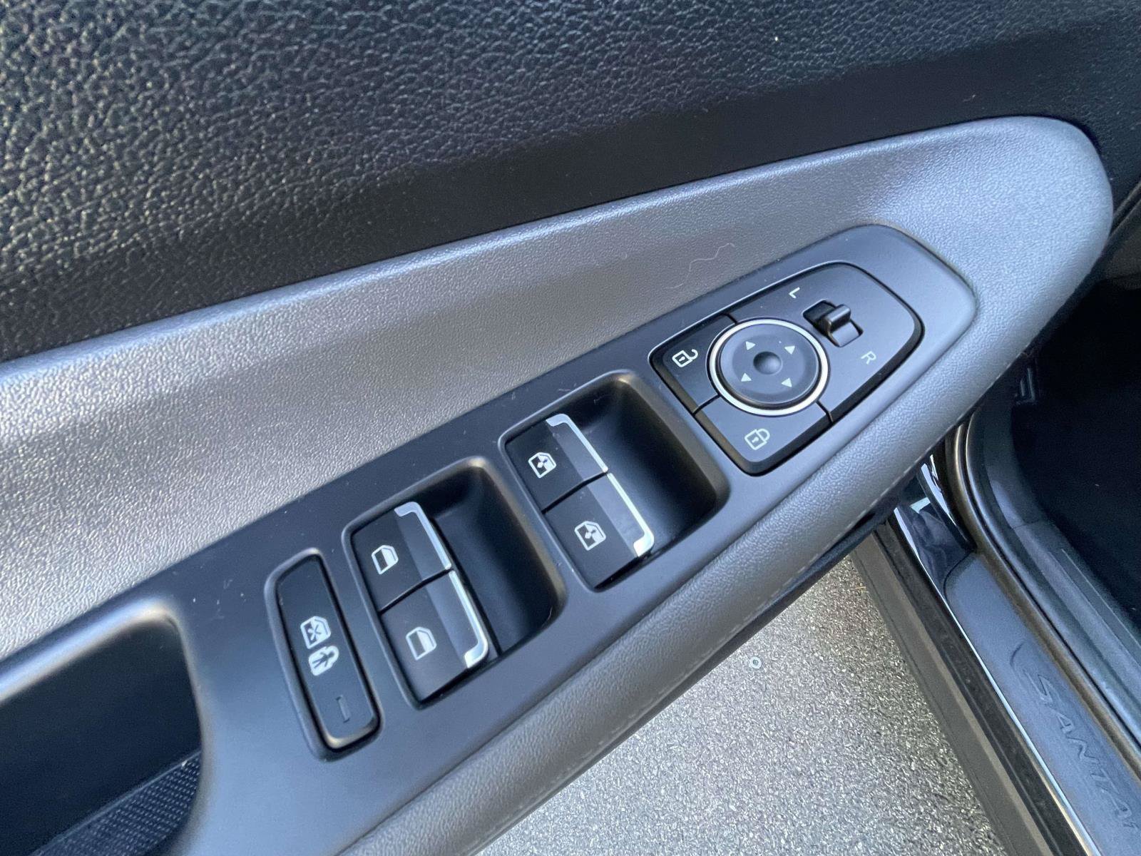 Used 2023 Hyundai Santa Fe SEL AWD/4WD image 19