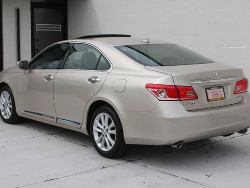 Used 2010 Lexus ES 350 FWD image 12