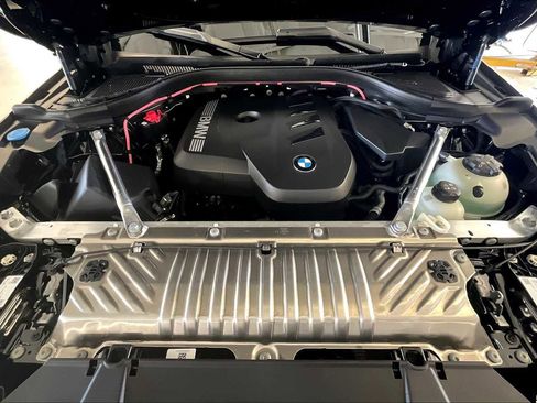 Used 2025 BMW X3 xDrive30i w/ Convenience Package image 16