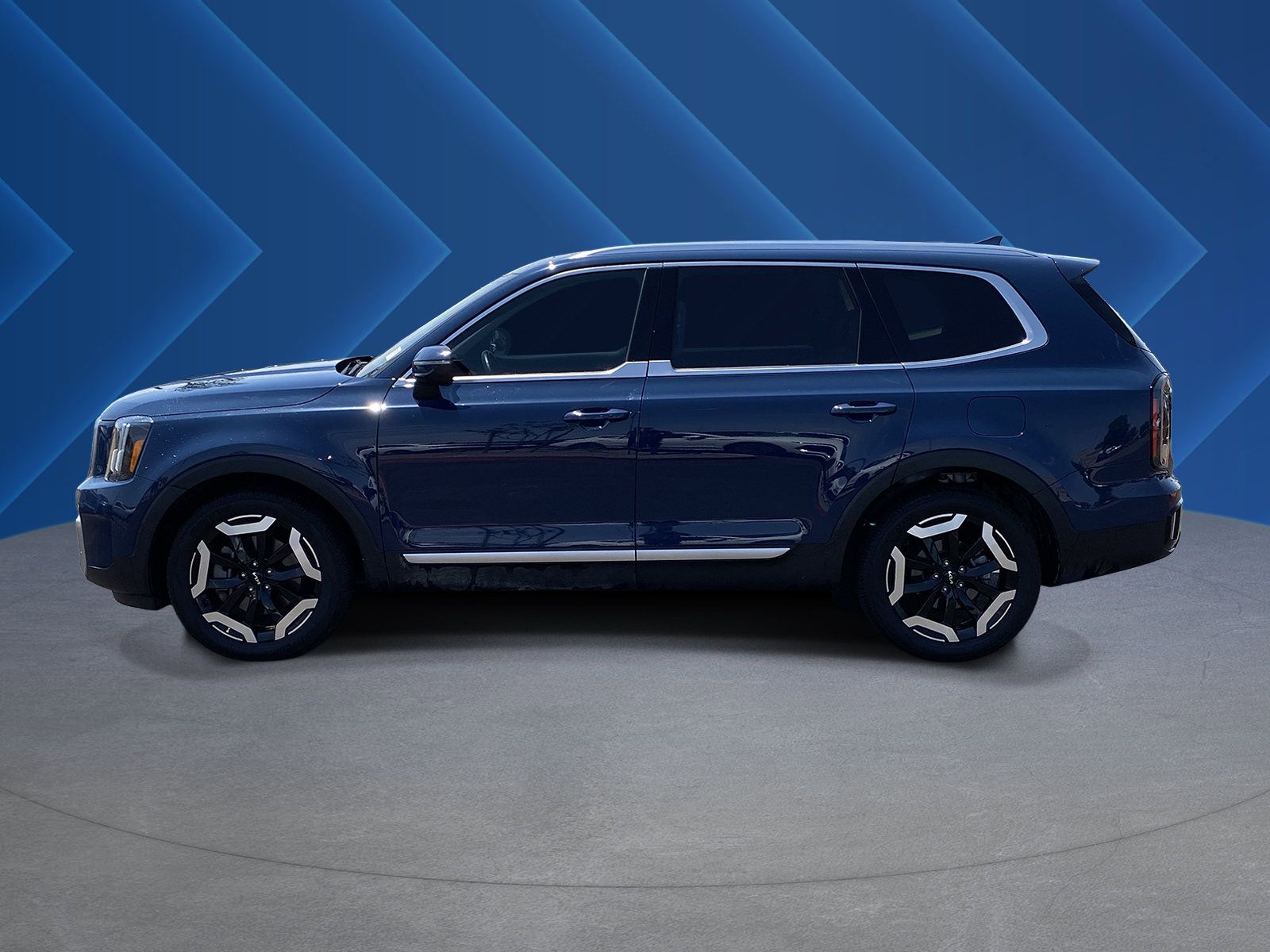 Used 2023 Kia Telluride EX w/ EX Captain's Chair Package FWD image 6