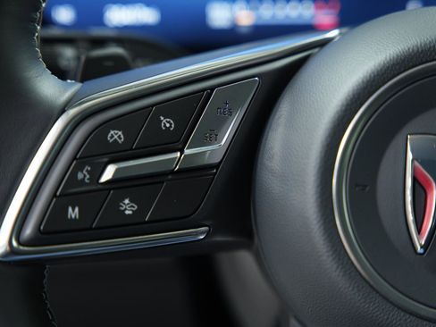 Used 2025 Buick Envision Sport Touring image 34