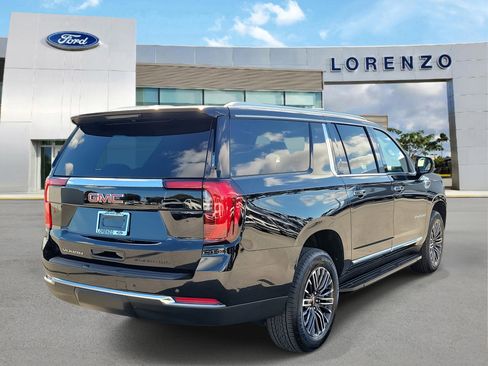 Used 2025 GMC Yukon XL Elevation image 5