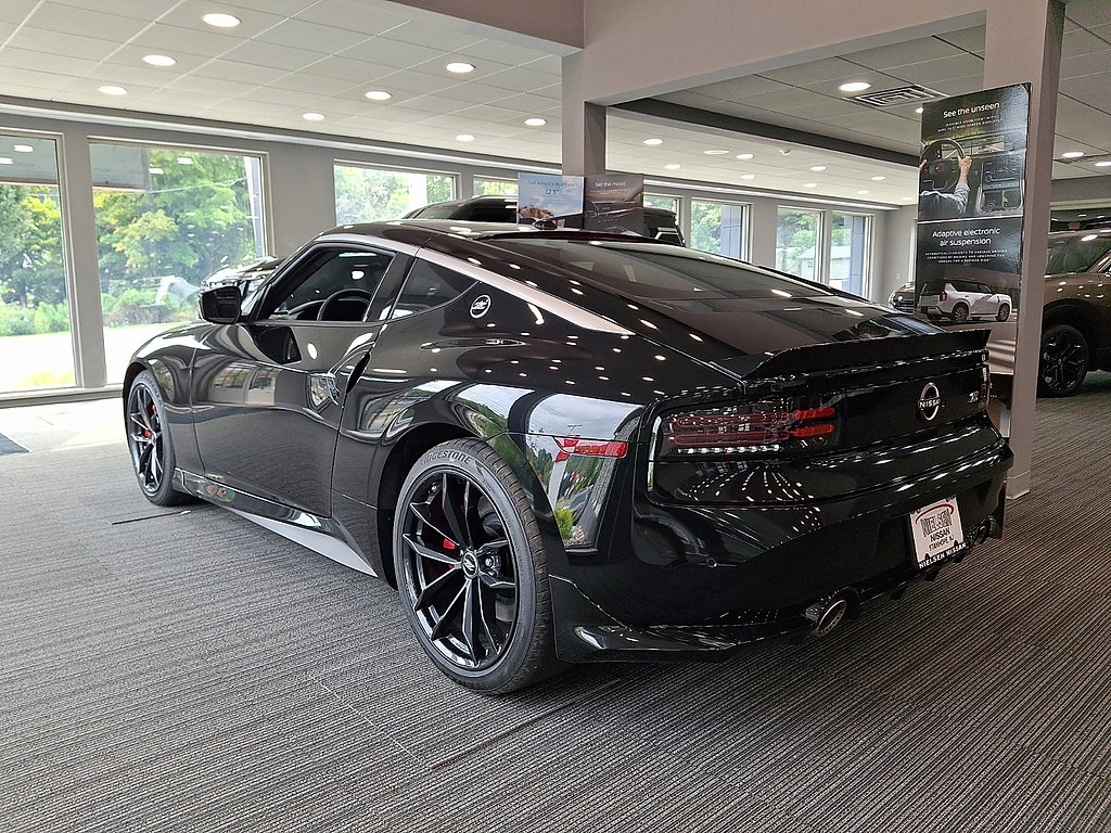 New 2026 Nissan Z Performance w/ Floor Mat Package RWD image 2
