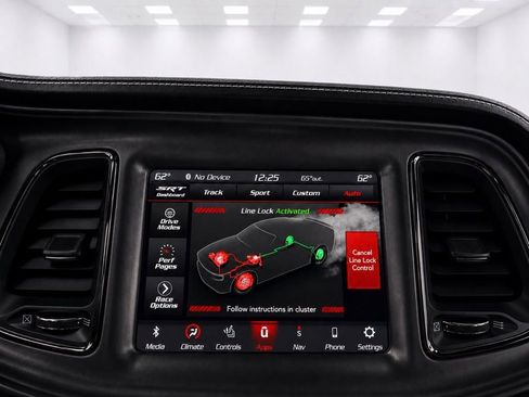 Used 2023 Dodge Challenger SRT Hellcat RWD image 32