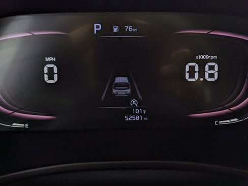 Used 2024 Kia Soul LX w/ Option Group 015 FWD image 12